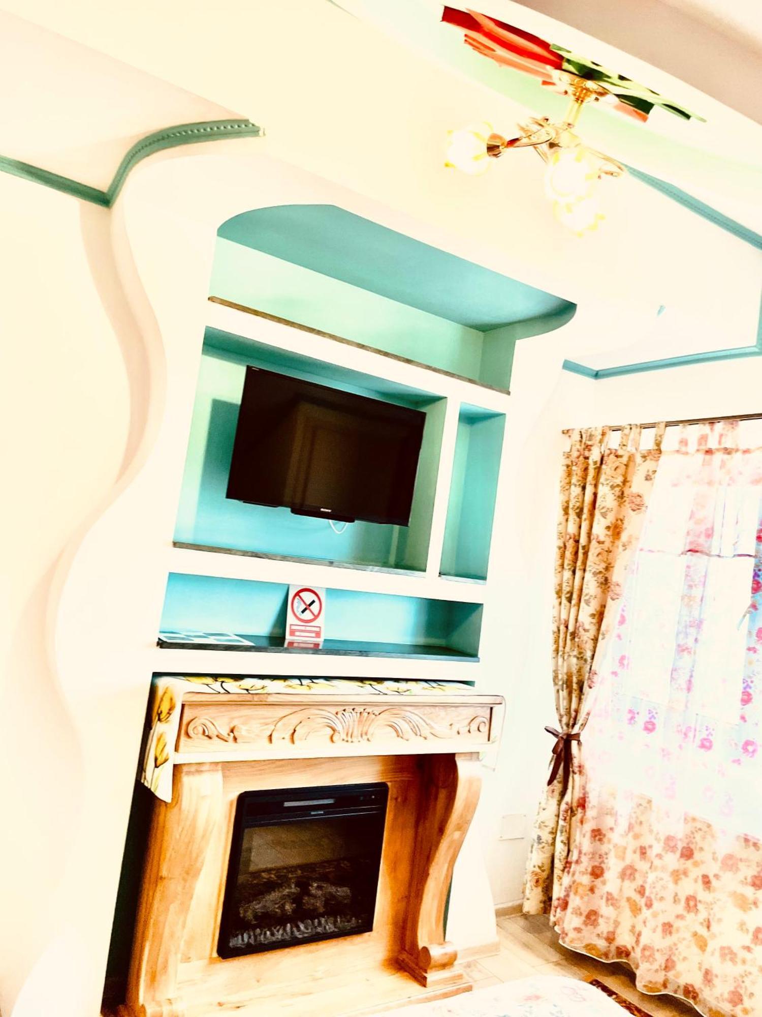 Presidential Apartment Suceava Luaran gambar